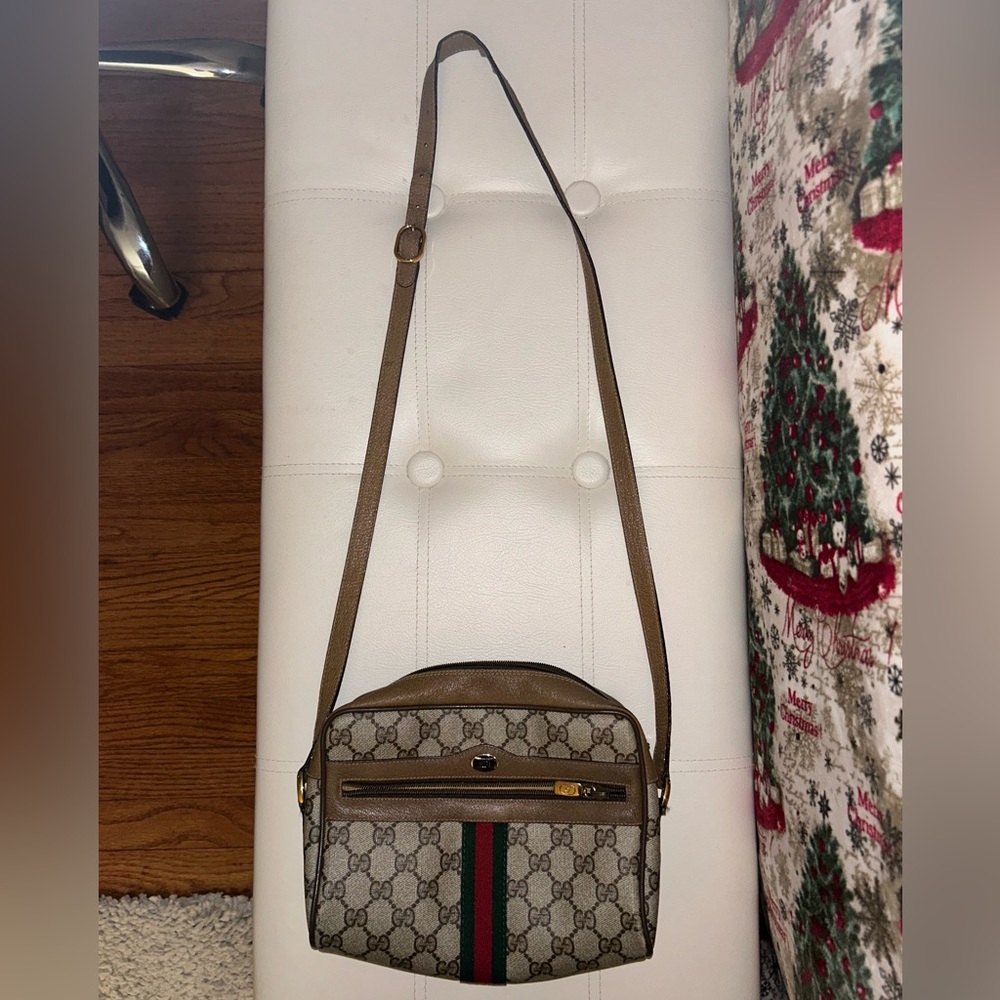 Authentic Vintage Gucci Crossbody